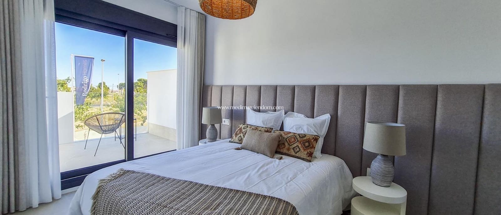 3 soveværelse Villa til salg i San Pedro del Pinatar med swimmingpool - € 384.900 (Ref: 9438754)