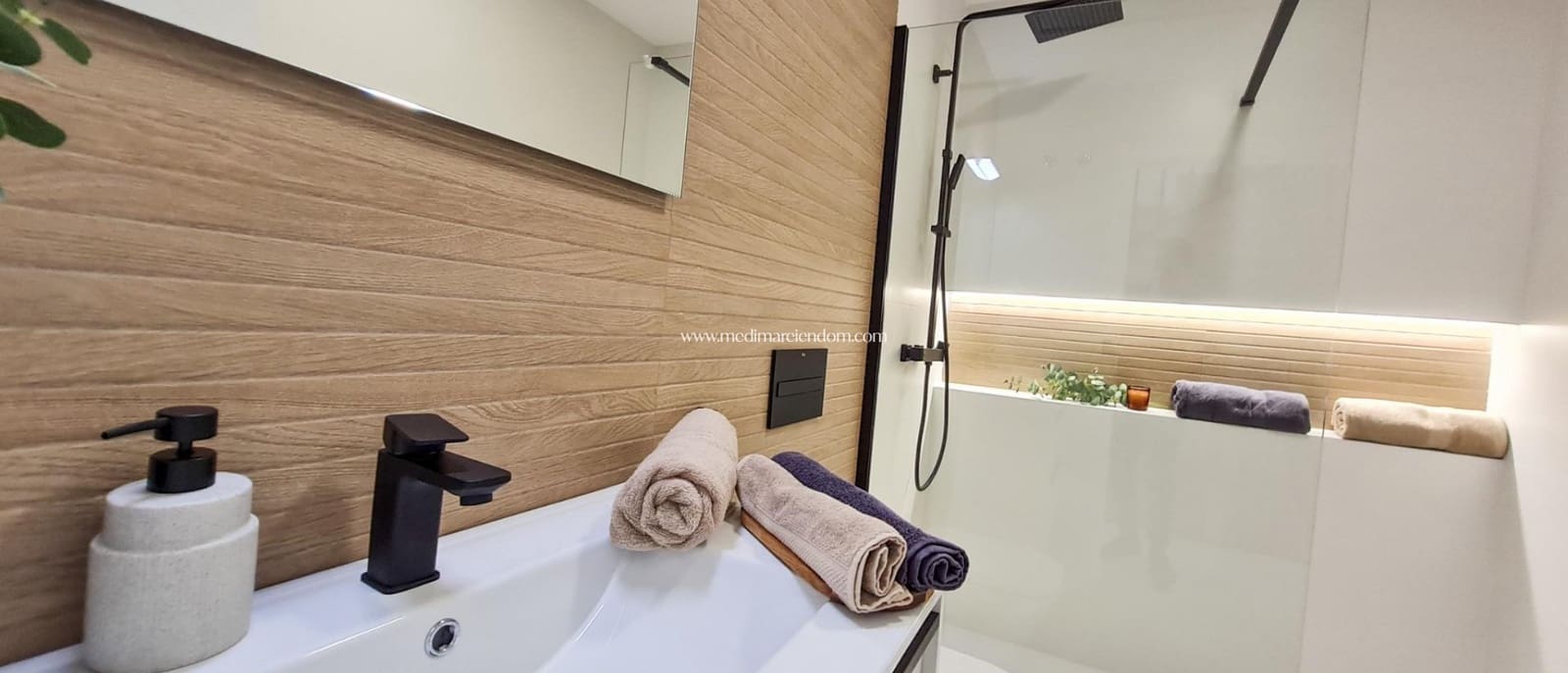 3 soveværelse Villa til salg i San Pedro del Pinatar med swimmingpool - € 384.900 (Ref: 9438754)