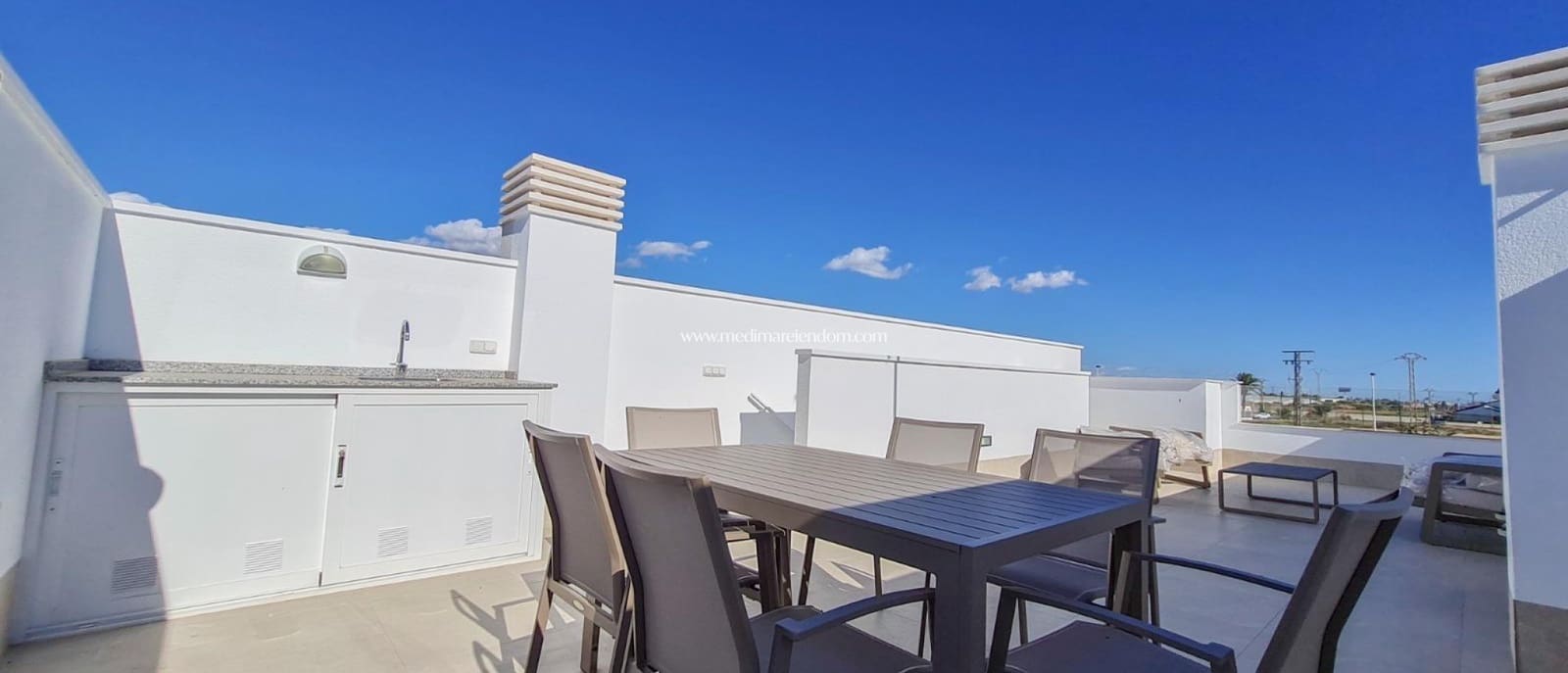 3 soveværelse Villa til salg i San Pedro del Pinatar med swimmingpool - € 384.900 (Ref: 9438754)