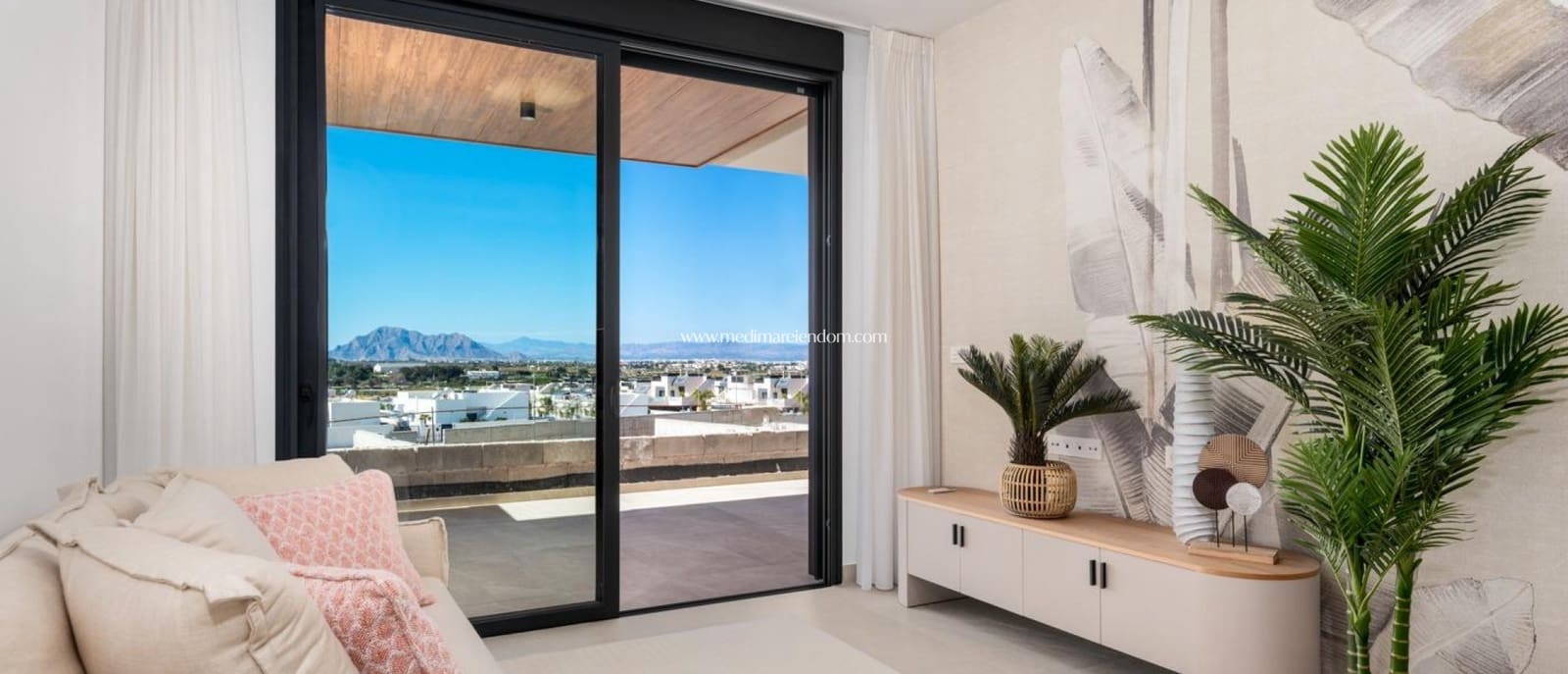 2 soveværelse Penthouse til salg i Benijofar med swimmingpool - € 421.000 (Ref: 9438755)