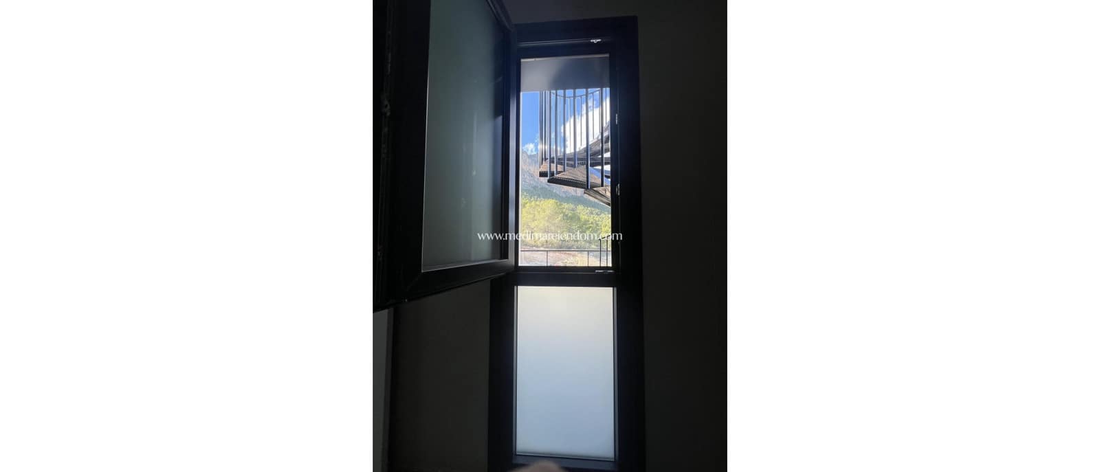 3 slaapkamer Villa te koop in Polop met zwembad - € 623.115 (Ref: 9444797)