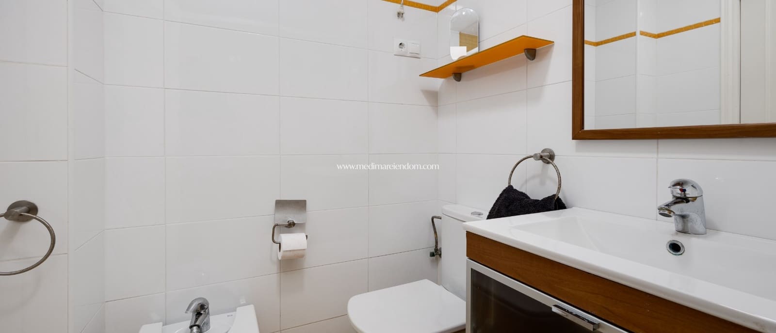 2 makuuhuone Huoneisto myytävänä paikassa Torrevieja mukana uima-altaan 
autotalli - 159 000 € (Ref: 9453441)