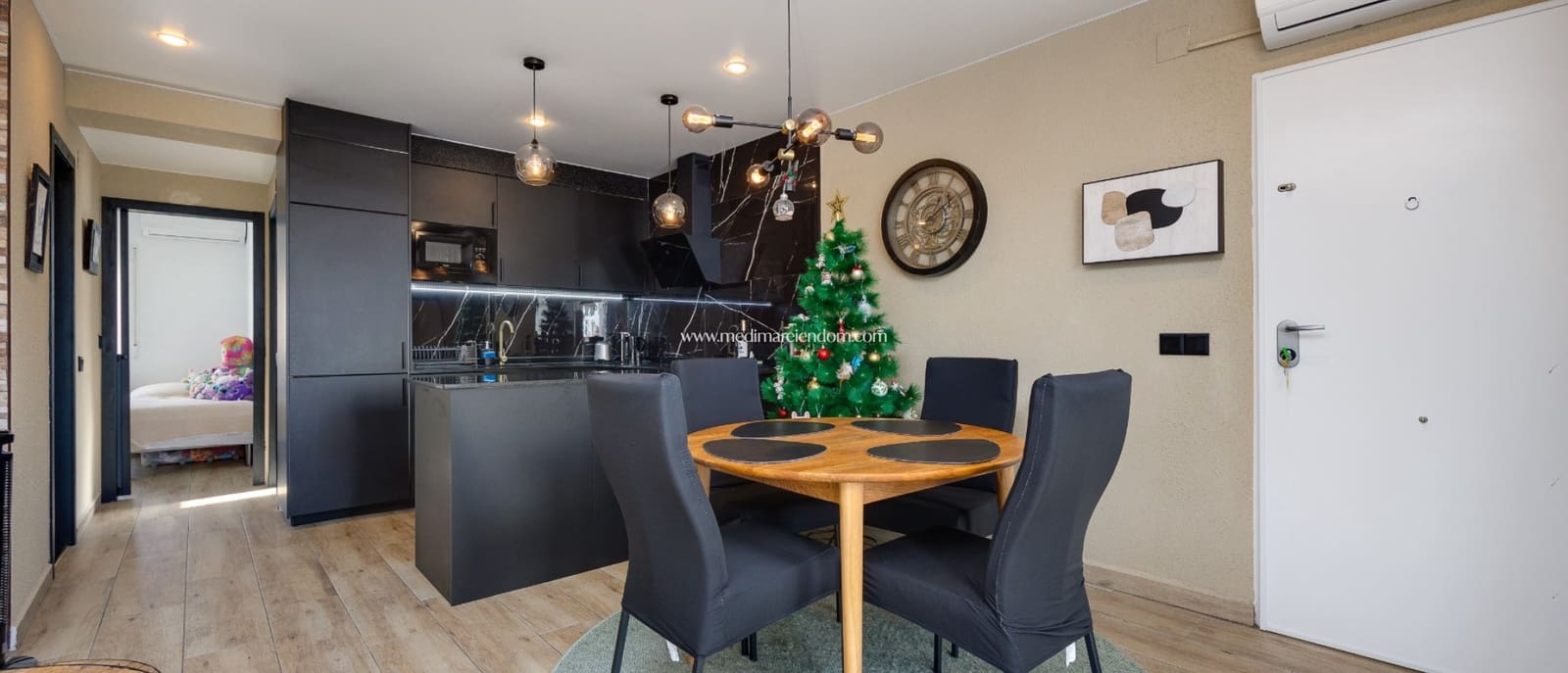 2 bedroom Apartment for sale in Torrevieja with pool garage - € 219,000 (Ref: 9453442)