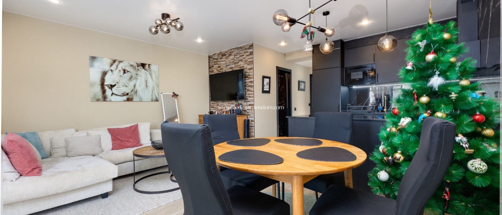 2 bedroom Apartment for sale in Torrevieja with pool garage - € 219,000 (Ref: 9453442)