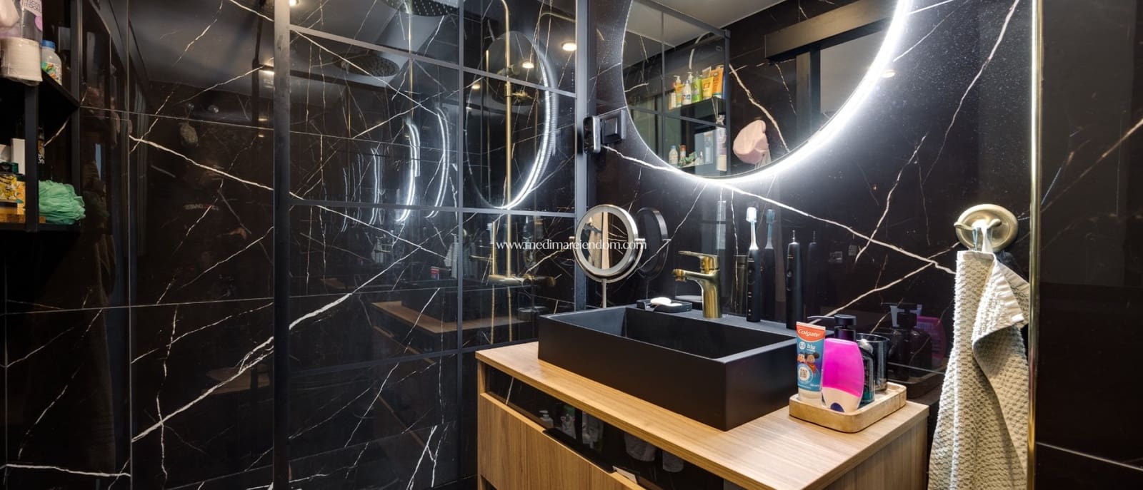 2 bedroom Apartment for sale in Torrevieja with pool garage - € 219,000 (Ref: 9453442)