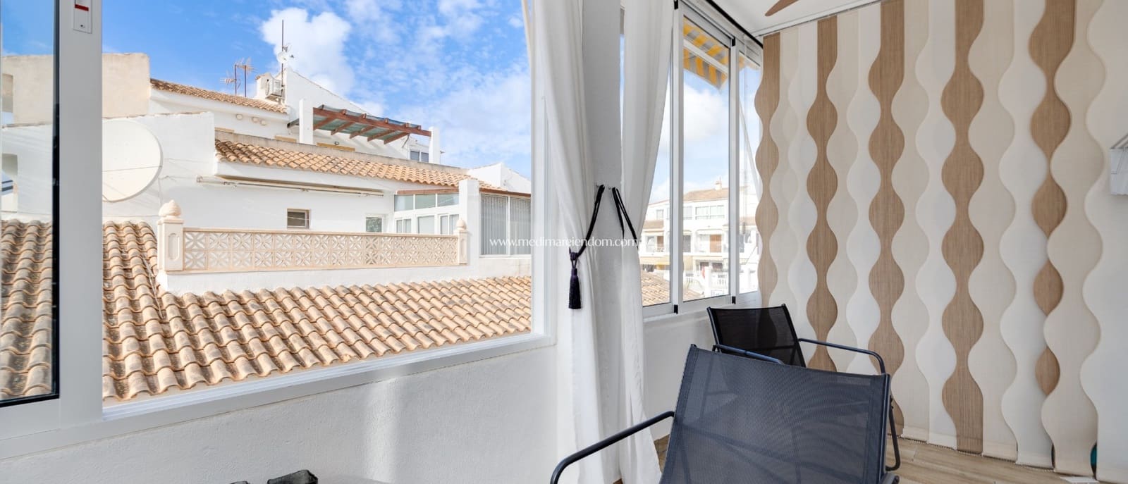 2 bedroom Apartment for sale in Torrevieja with pool garage - € 219,000 (Ref: 9453442)