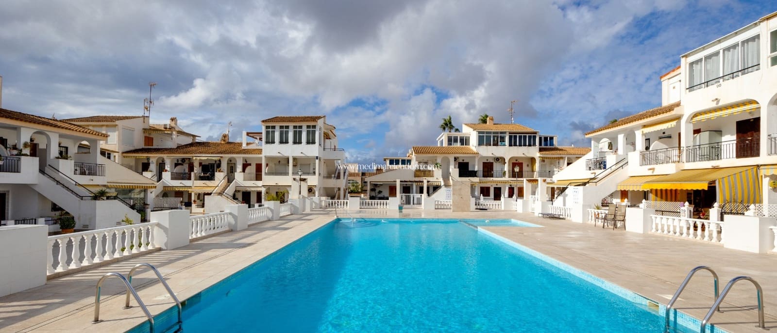 2 bedroom Apartment for sale in Torrevieja with pool garage - € 219,000 (Ref: 9453442)