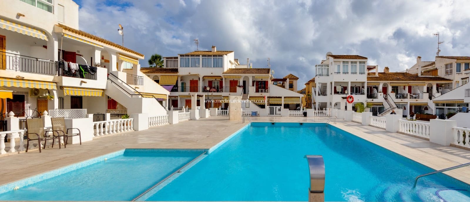2 bedroom Apartment for sale in Torrevieja with pool garage - € 219,000 (Ref: 9453442)