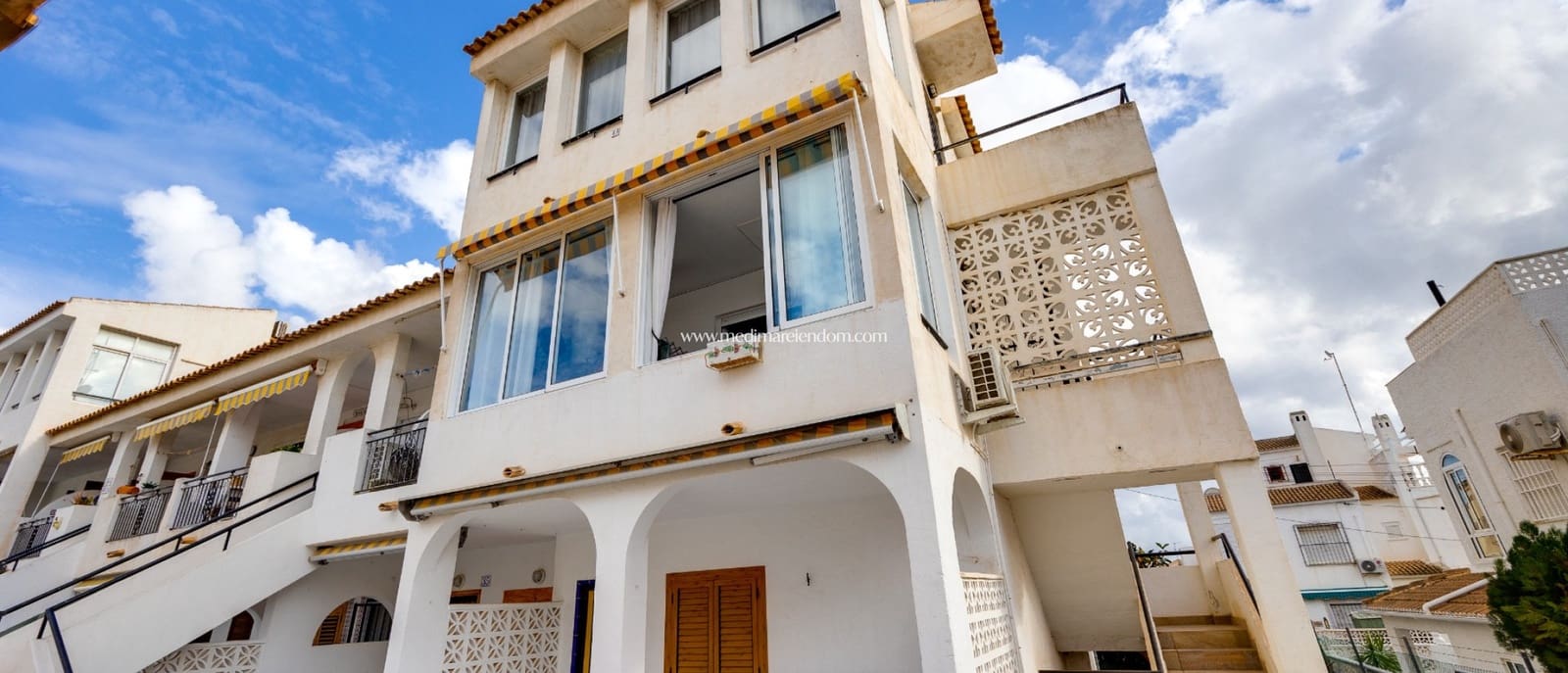 2 bedroom Apartment for sale in Torrevieja with pool garage - € 219,000 (Ref: 9453442)