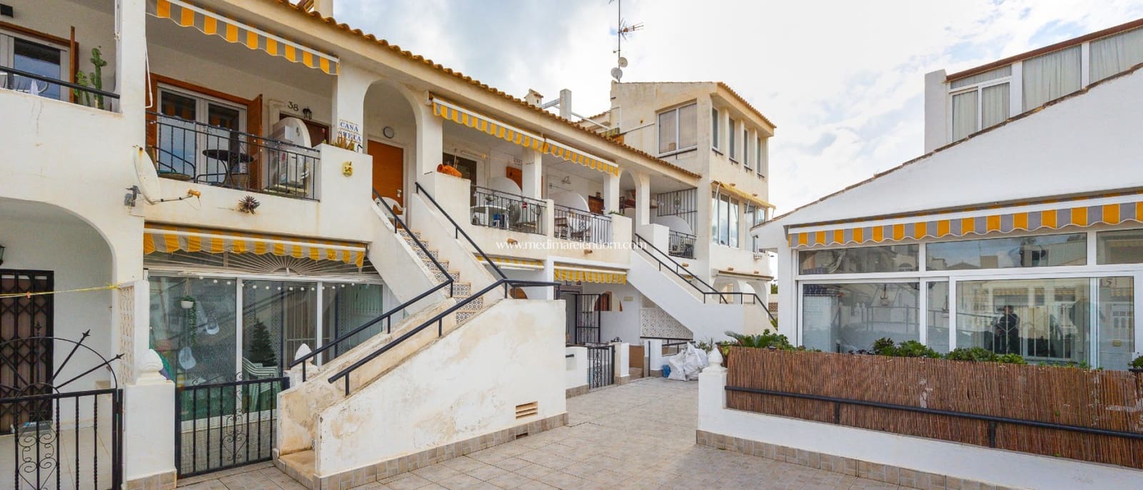 2 bedroom Apartment for sale in Torrevieja with pool garage - € 219,000 (Ref: 9453442)