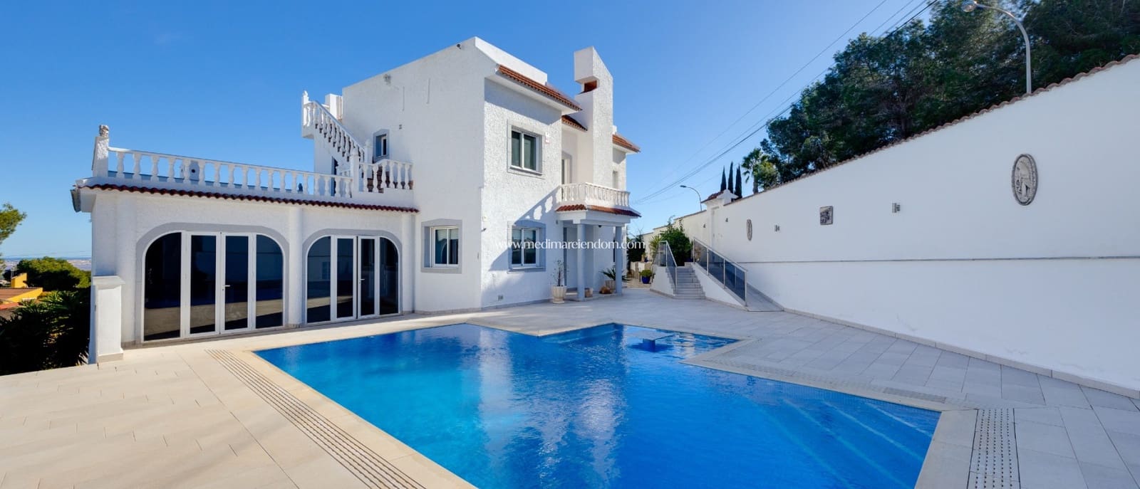 6 bedroom Villa for sale in San Miguel de Salinas with pool garage - € 649,000 (Ref: 9499901)