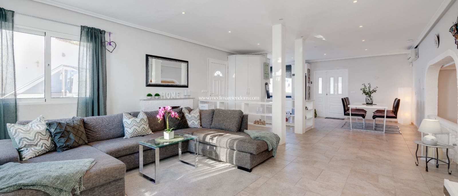 6 bedroom Villa for sale in San Miguel de Salinas with pool garage - € 649,000 (Ref: 9499901)