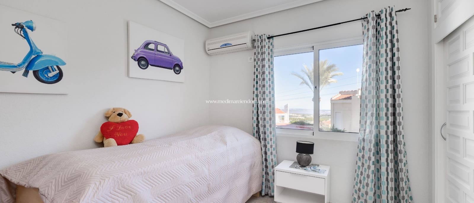 6 bedroom Villa for sale in San Miguel de Salinas with pool garage - € 649,000 (Ref: 9499901)