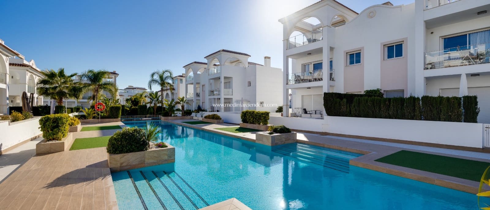 3 slaapkamer Halfvrijstaande villa te koop in Ciudad Quesada met zwembad garage - € 390.000 (Ref: 9519351)