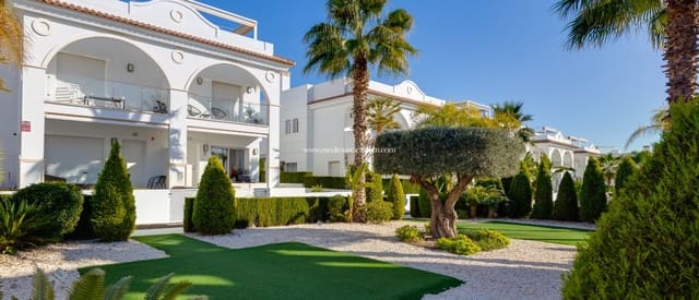 3 camera da letto Villetta Bifamiliare in vendita in Ciudad Quesada, Rojales con piscina garage - 390.000 € (Rif: 9519351)