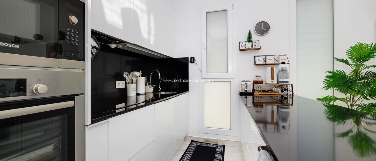 4 camera da letto Villa in vendita in Torrevieja con piscina garage - 750.000 € (Rif: 9539680)