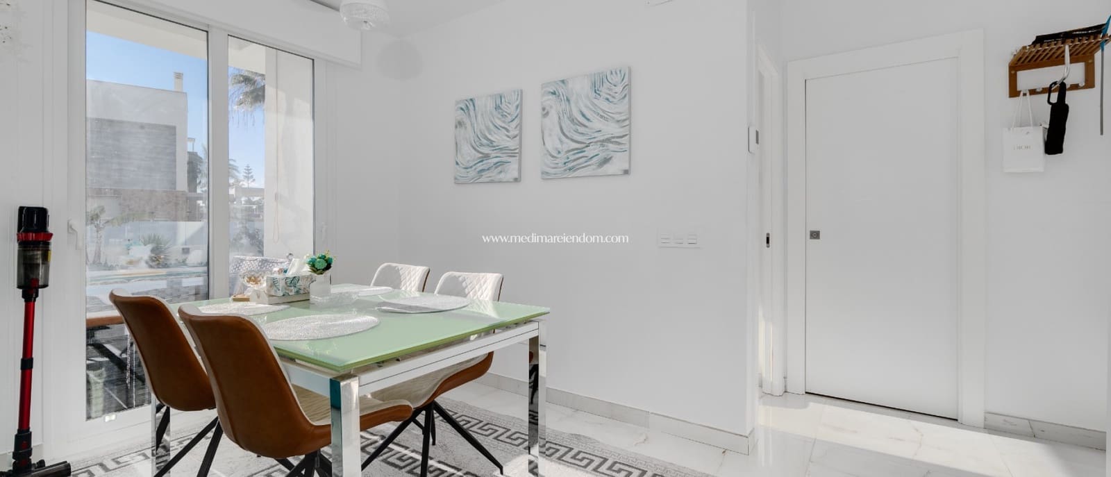 4 camera da letto Villa in vendita in Torrevieja con piscina garage - 750.000 € (Rif: 9539680)