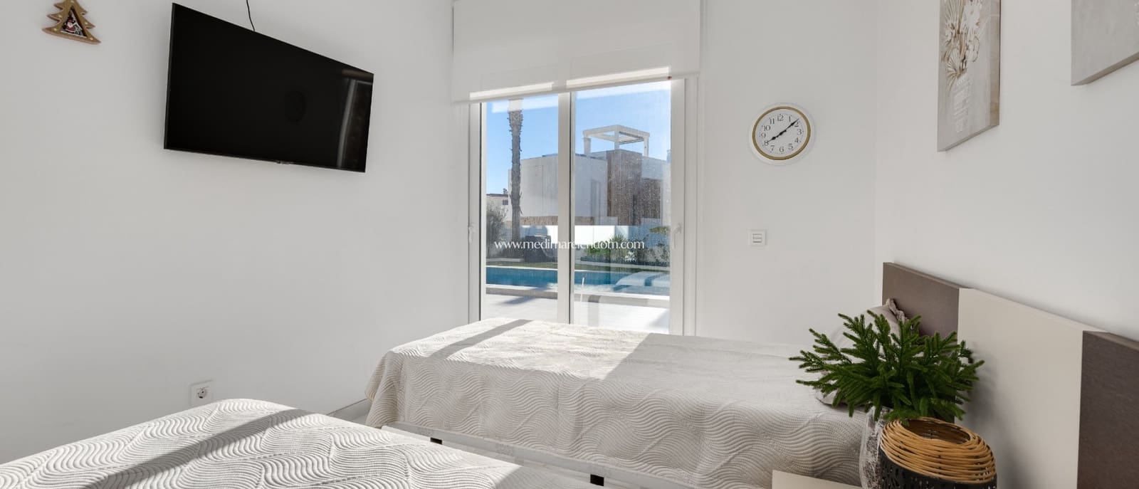 4 camera da letto Villa in vendita in Torrevieja con piscina garage - 750.000 € (Rif: 9539680)