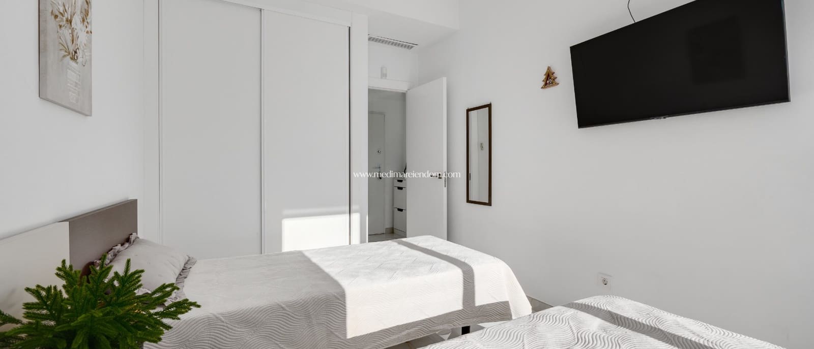 4 camera da letto Villa in vendita in Torrevieja con piscina garage - 750.000 € (Rif: 9539680)