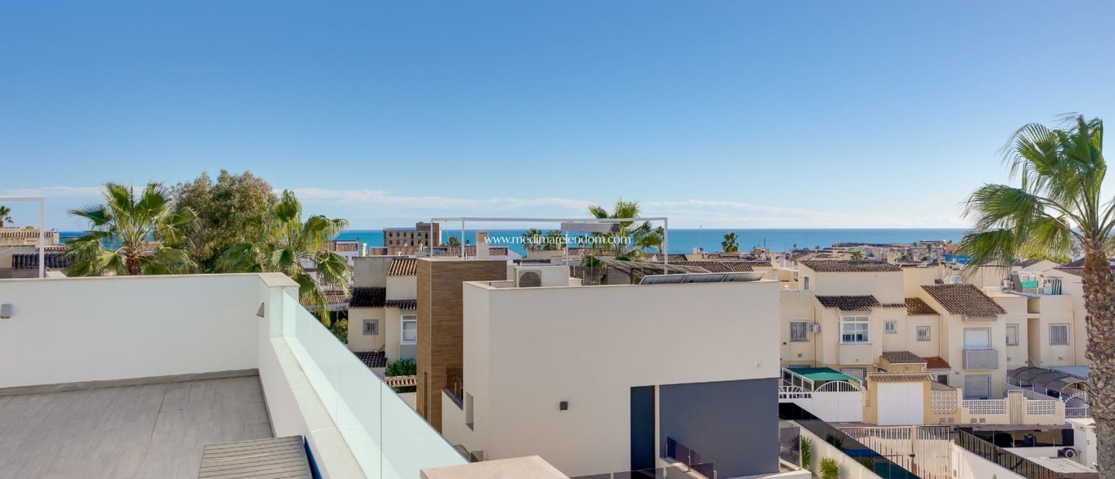4 camera da letto Villa in vendita in Torrevieja con piscina garage - 750.000 € (Rif: 9539680)