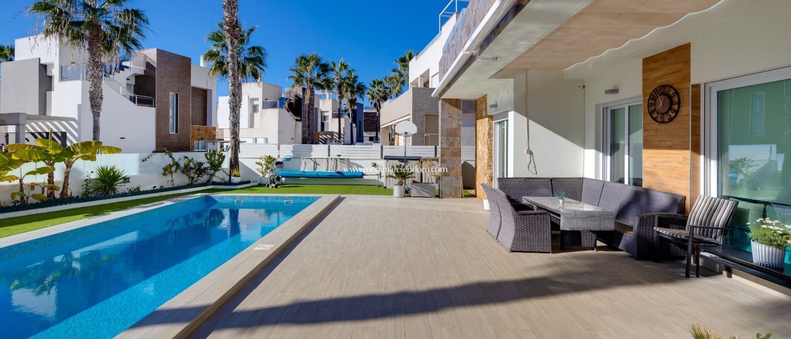 4 camera da letto Villa in vendita in Torrevieja con piscina garage - 750.000 € (Rif: 9539680)