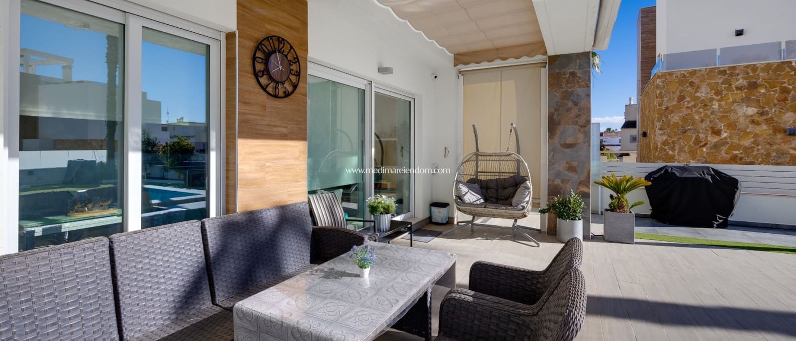 4 camera da letto Villa in vendita in Torrevieja con piscina garage - 750.000 € (Rif: 9539680)