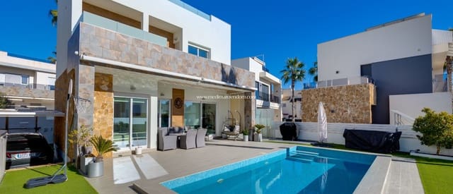4 sovrum Villa till salu i Los Frutales, Torrevieja med pool garage - 750 000 € (Ref: 9539680)