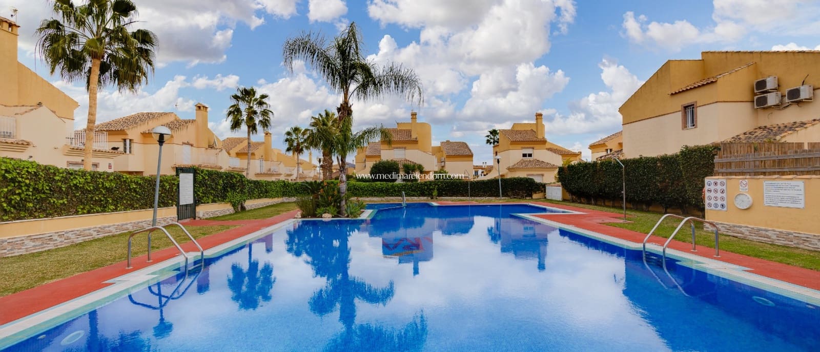 3 chambre Villa/Maison à vendre à Ciudad Quesada avec piscine garage - 299 500 € (Ref: 9542568)