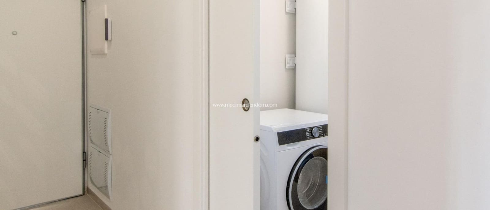 Apartamento de 3 habitaciones en Finestrat en venta con piscina - 455.000 € (Ref: 9547163)