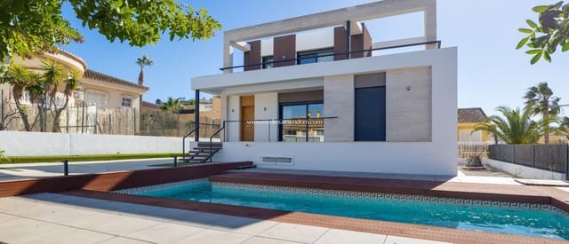 3 chambre Villa/Maison à vendre à Ciudad Quesada, Rojales avec piscine garage - 495 000 € (Ref: 9558373)