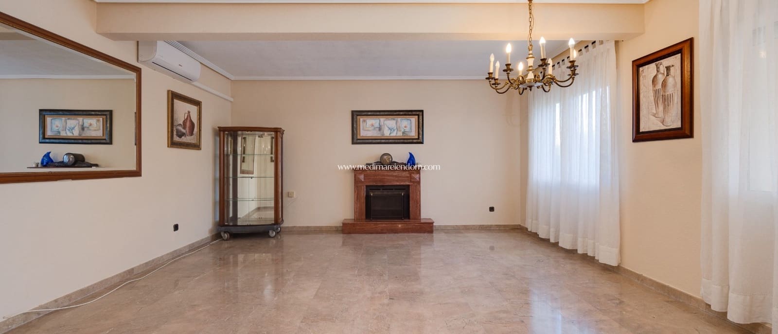 3 bedroom Villa for sale in El Chaparral with pool garage - € 390,000 (Ref: 9559898)