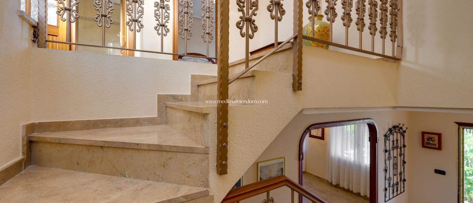 3 bedroom Villa for sale in El Chaparral with pool garage - € 390,000 (Ref: 9559898)