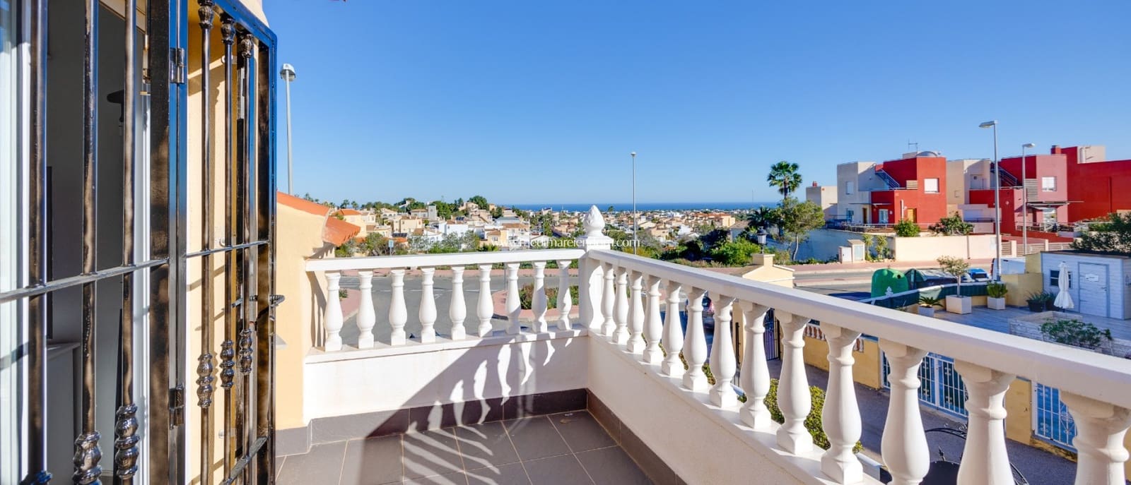 2 sovrum Villa till salu i Villamartin med pool garage - 229 000 € (Ref: 9624273)