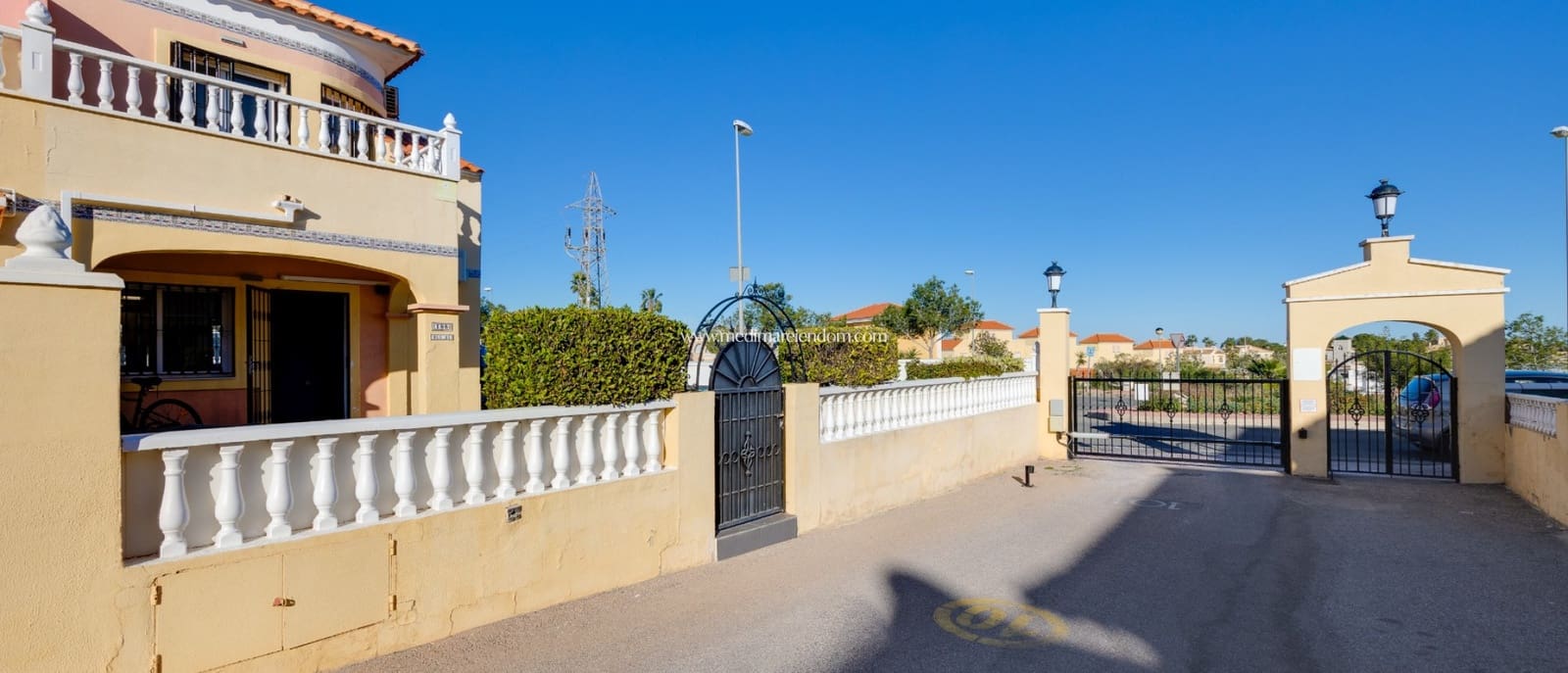 2 sovrum Villa till salu i Villamartin med pool garage - 229 000 € (Ref: 9624273)