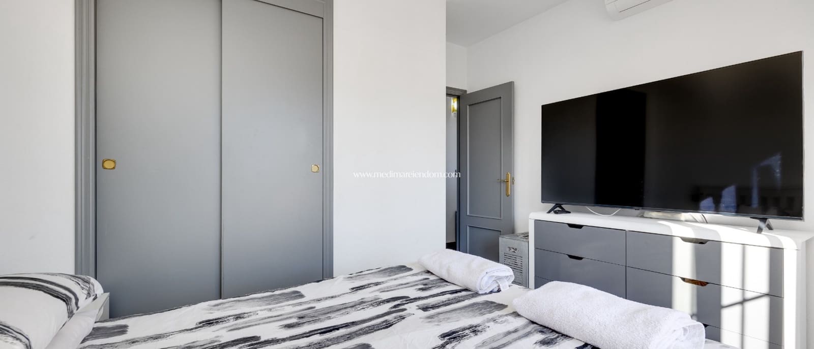 2 sovrum Villa till salu i Villamartin med pool garage - 229 000 € (Ref: 9624273)