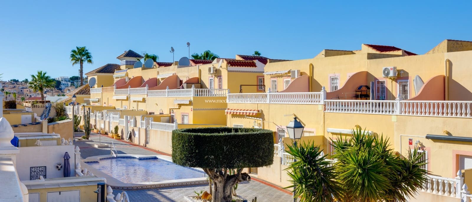 2 sovrum Villa till salu i Villamartin med pool garage - 229 000 € (Ref: 9624273)