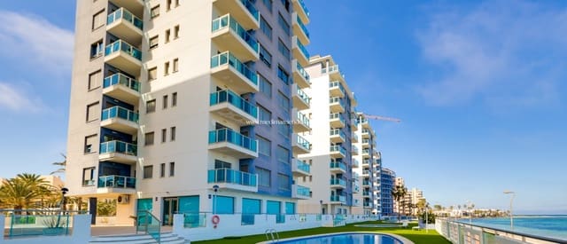 4 chambre Appartement à vendre à La Manga del Mar Menor avec piscine garage - 350 000 € (Ref: 9787580)