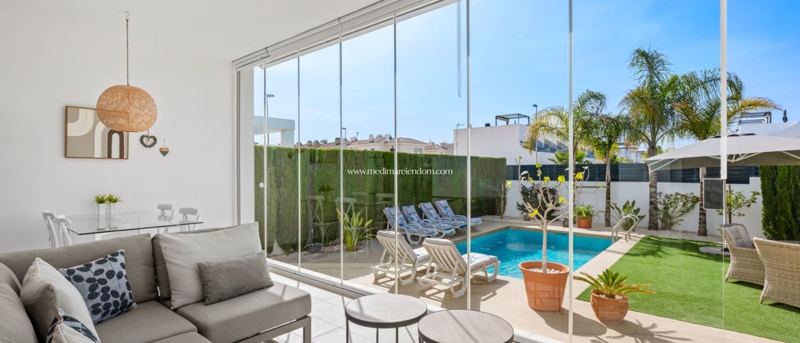 3 bedroom Villa for sale in Ciudad Quesada with pool garage - € 595,000 (Ref: 9800821)