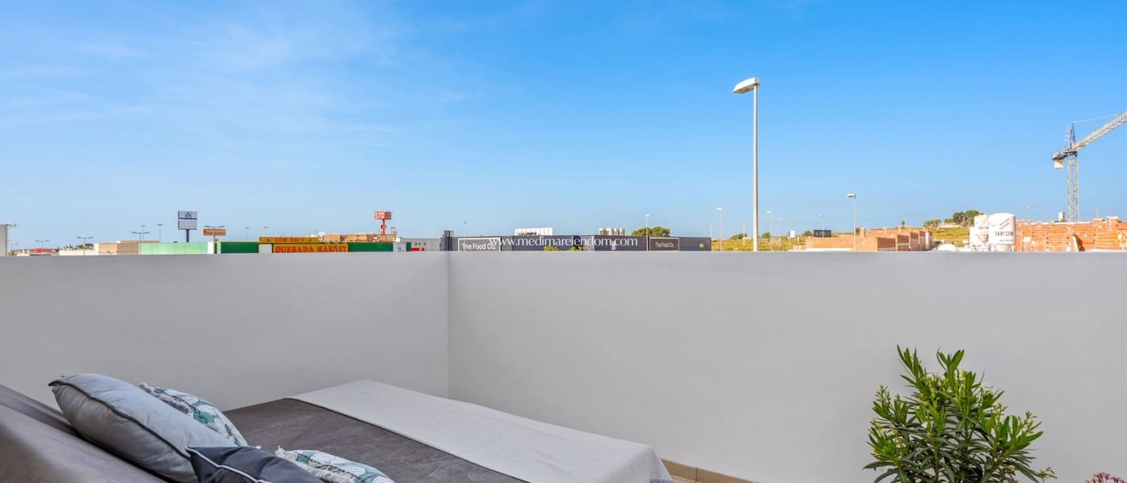 3 bedroom Villa for sale in Ciudad Quesada with pool garage - € 595,000 (Ref: 9800821)