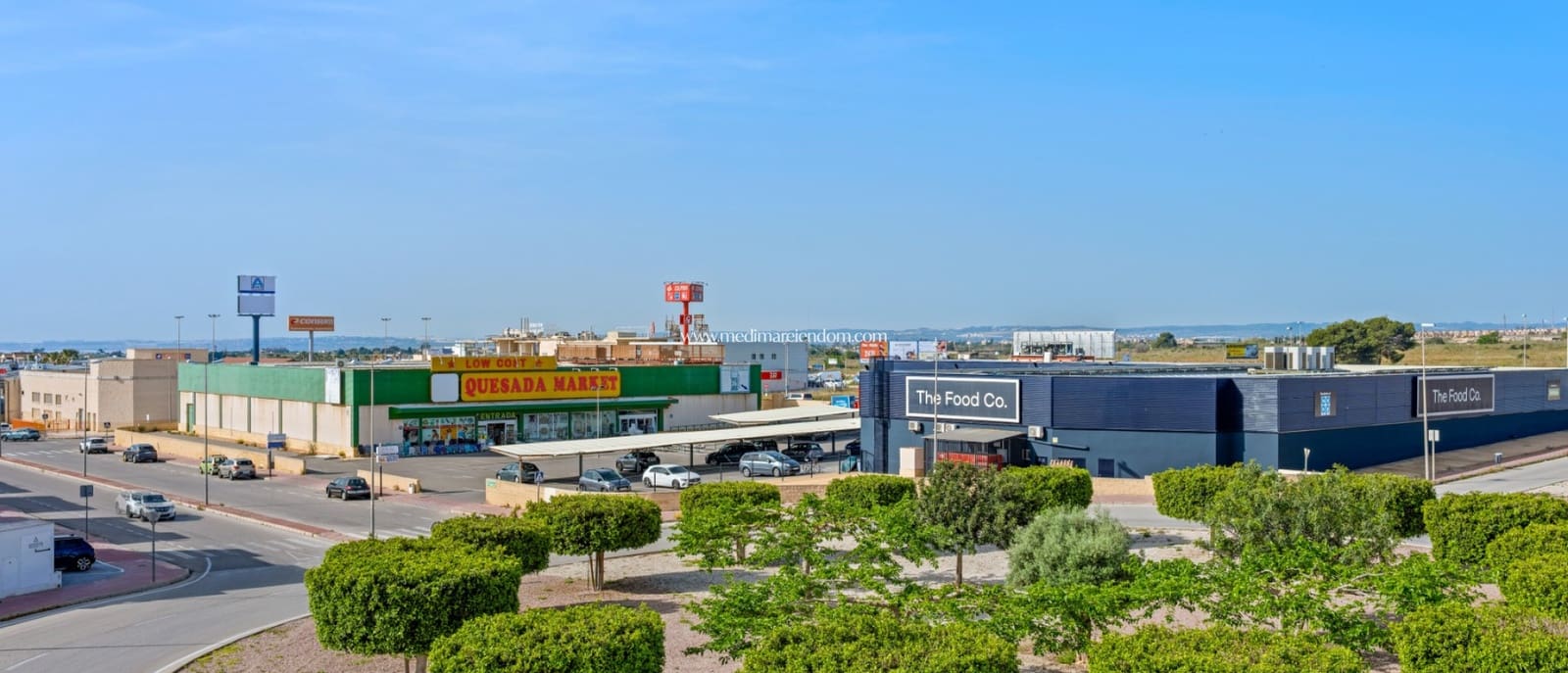 3 bedroom Villa for sale in Ciudad Quesada with pool garage - € 595,000 (Ref: 9800821)