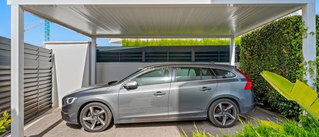 3 Zimmer Villa zu verkaufen in Ciudad Quesada, Rojales mit Pool Garage - 595.000 € (Ref: 9800821)