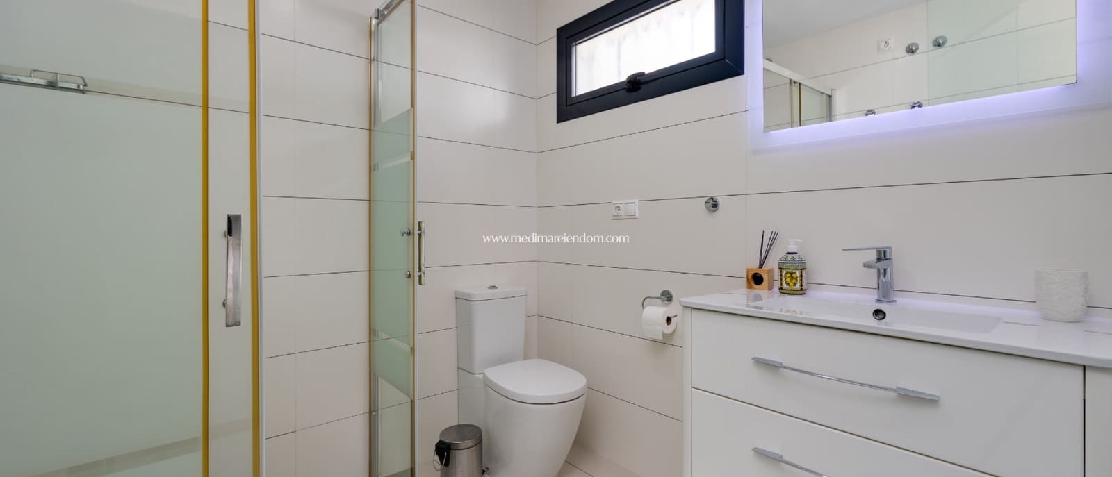 3 chambre Villa/Maison à vendre à Cabo Roig avec piscine garage - 420 000 € (Ref: 9812941)