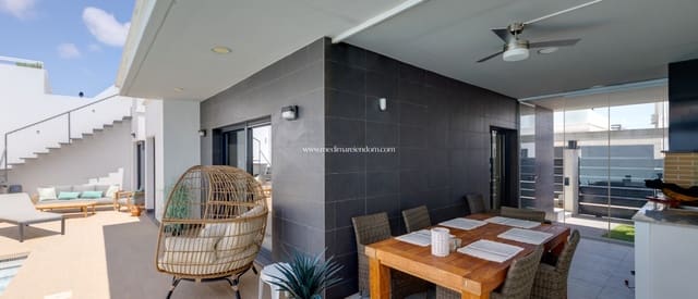 3 chambre Villa/Maison à vendre à Cabo Roig, Orihuela avec piscine garage - 420 000 € (Ref: 9812941)