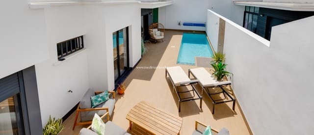 3 chambre Villa/Maison à vendre à Cabo Roig, Orihuela avec piscine garage - 420 000 € (Ref: 9812941)