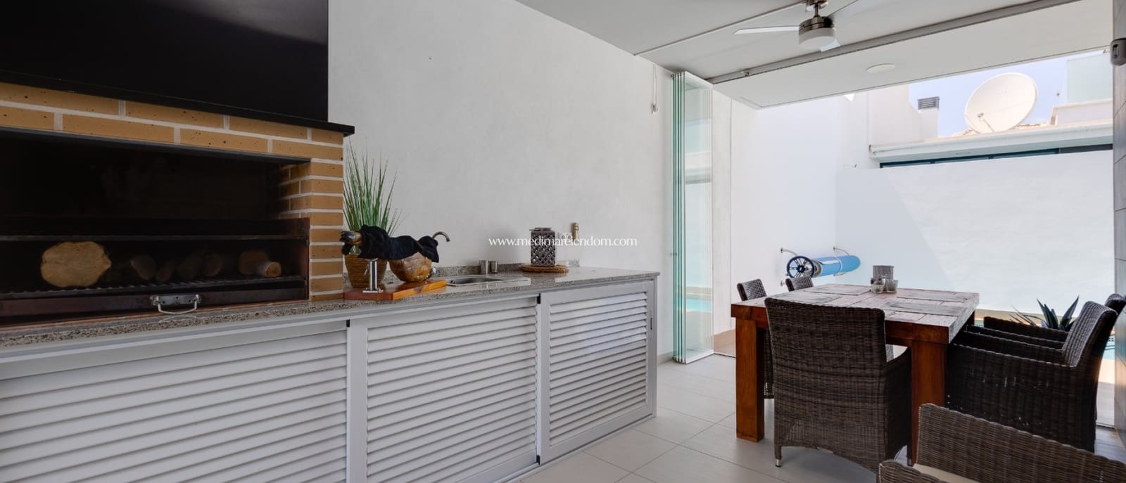 3 chambre Villa/Maison à vendre à Cabo Roig avec piscine garage - 420 000 € (Ref: 9812941)