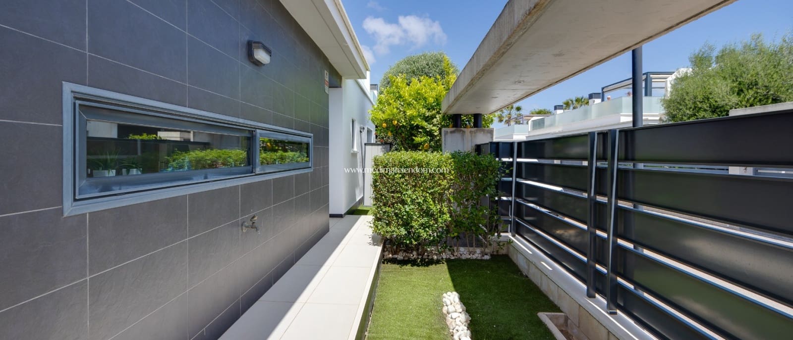 3 chambre Villa/Maison à vendre à Cabo Roig avec piscine garage - 420 000 € (Ref: 9812941)
