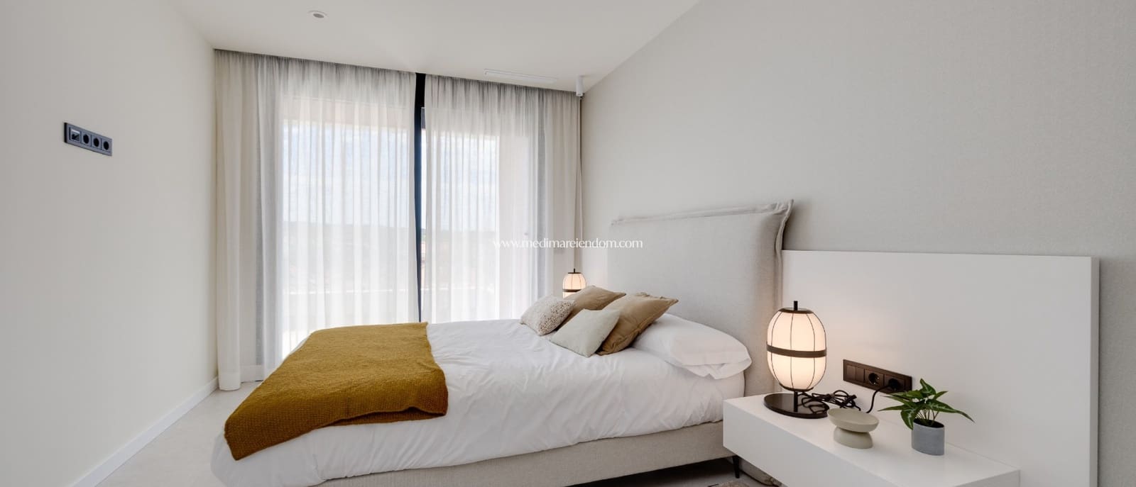 Chalet de 4 habitaciones en Ciudad Quesada en venta con piscina garaje - 1.150.000 € (Ref: 9838777)