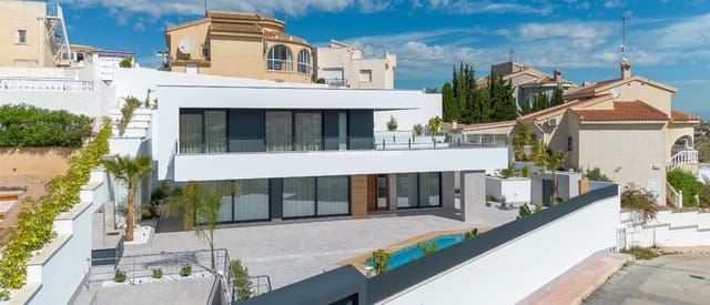 Chalet de 4 habitaciones en Ciudad Quesada, Rojales en venta con piscina garaje - 1.150.000 € (Ref: 9838777)