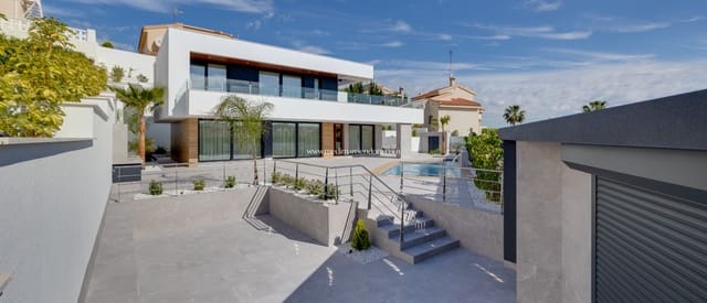 Chalet de 4 habitaciones en Ciudad Quesada, Rojales en venta con piscina garaje - 1.150.000 € (Ref: 9838777)