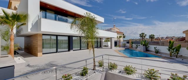 Chalet de 4 habitaciones en Ciudad Quesada, Rojales en venta con piscina garaje - 1.150.000 € (Ref: 9838777)